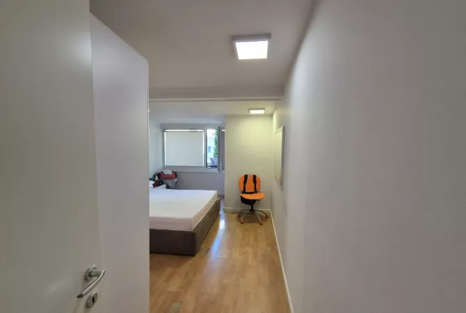 Shtepi me qera Apartament ne Tirane, 2+1, Mobilimi E mobiluar, Pagesa 700  Euro.