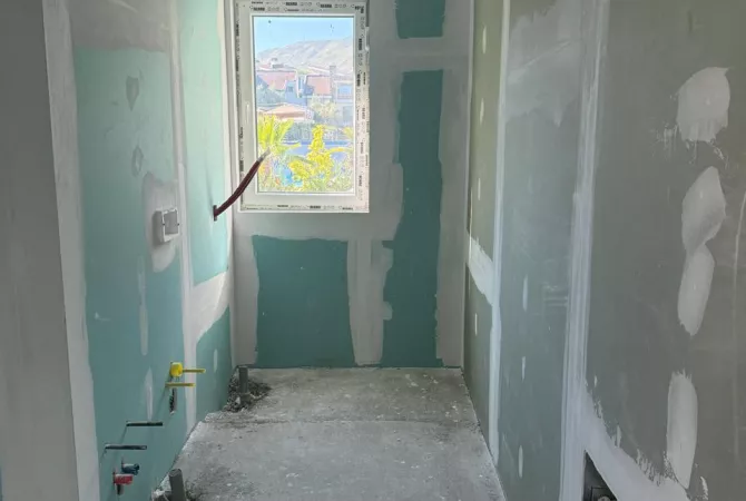 Shtepi ne shitje Vila Luksoze ne Tirane, 6+1, Mobilimi Bosh, pa mobiluar, Pagesa 850,000  Euro.