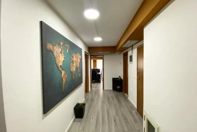 Jepet me qira ambient biznesi tek Petro Nini!