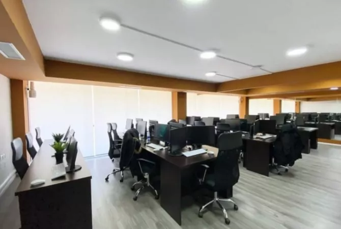 Jepet me qira ambient biznesi tek Petro Nini!