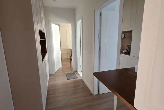 Shtepi me qera Apartament ne Tirane, 1+1, Mobilimi E mobiluar, Pagesa 750  Euro.