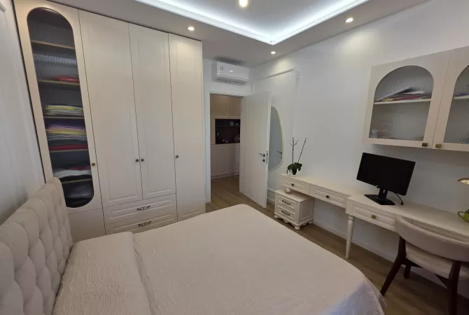 Shtepi me qera Apartament ne Tirane, 1+1, Mobilimi E mobiluar, Pagesa 750  Euro.
