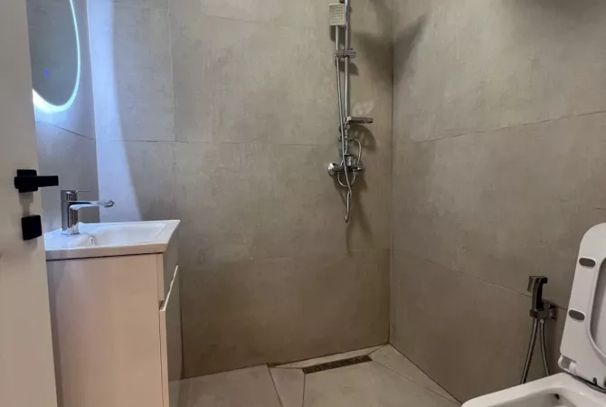 Shtepi ne shitje 1+1 ne Tirane - 105,000 Euro