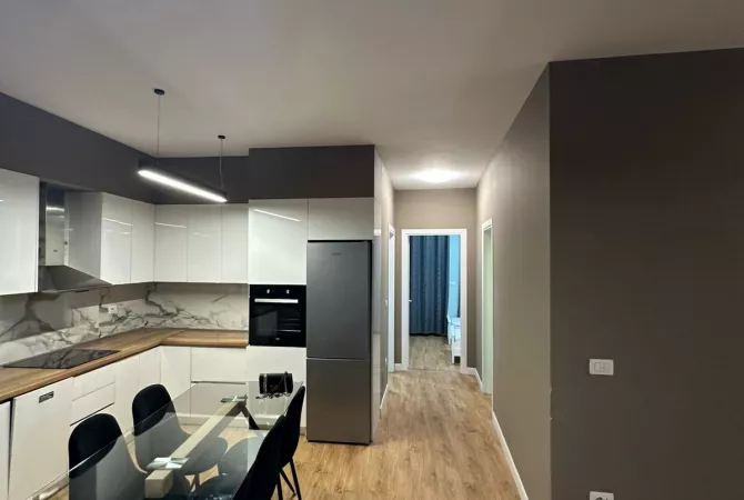 Shtepi me qera Apartament ne Tirane, 2+1, Mobilimi E mobiluar, Pagesa 800  Euro.