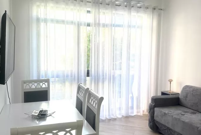 Shtepi me qera 2+1 ne Durres - 500 Euro