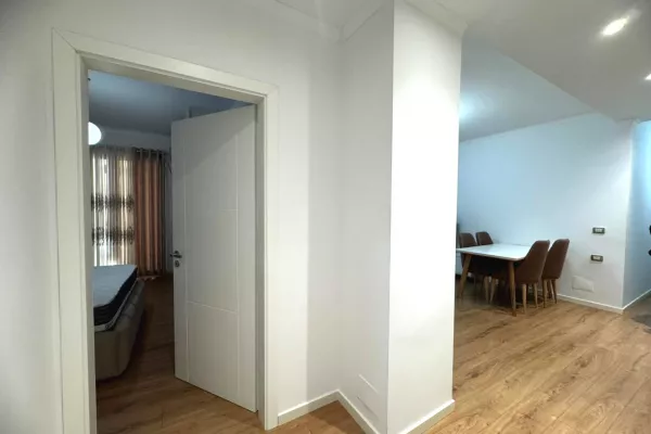 Shtepi me qera Apartament ne Tirane, 1+1, Mobilimi E mobiluar, Pagesa 500  Euro.