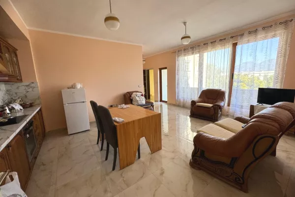 Casa in affitto 2+1 a Tirana - 300 Euro