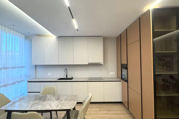 Shtepi me qera Apartament ne Tirane, 2+1, Mobilimi E mobiluar, Pagesa 1,300  Euro.