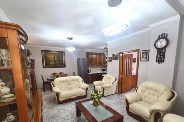 Casa in affitto 2+1 a Tirana - 700 Euro
