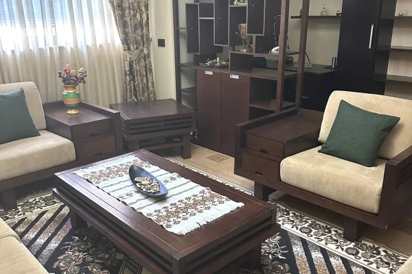 Shtepi me qera 2+1 ne Tirane - 1,500 Euro