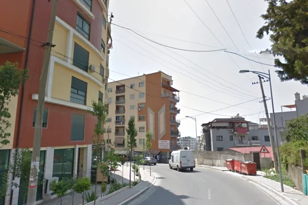 Shtepi me qera 1+1 ne Tirane - 350 Euro