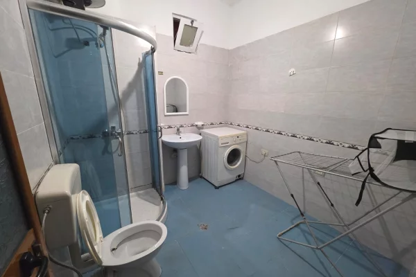 Shtepi me qera 1+1 ne Tirane - 280 Euro