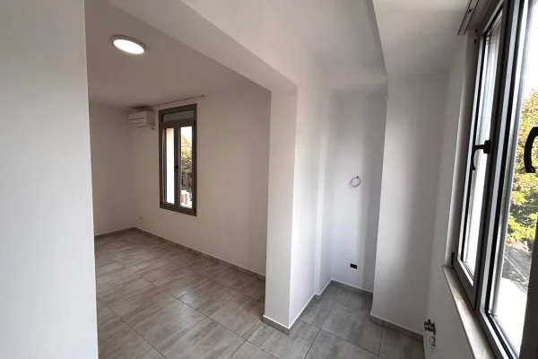 Shtepi me qera 3+1 ne Tirane - 500 Euro