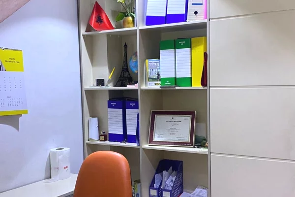 🏪 Dyqan ne Shitje – Rruga e Kavajes!