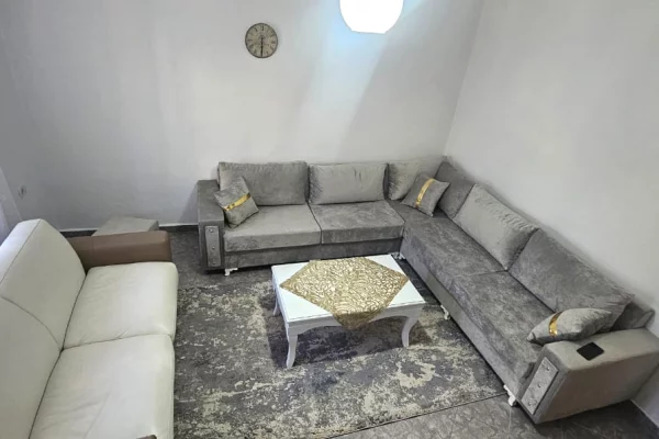 Shtepi me qera 1+1 ne Tirane - 450 Euro