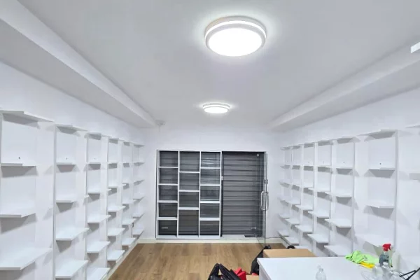 Ambient biznesi ne shitje 1+1 ne Tirane - 120,000 Euro