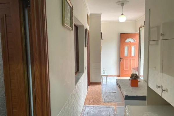 House for Rent 2+1 in Tirana - 350 Euro