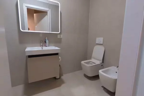Shtepi me qera Apartament ne Tirane, 2+1, Mobilimi E mobiluar, Pagesa 900  Euro.