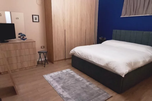 Shtepi me qera 1+1 ne Tirane - 55,000 Leke