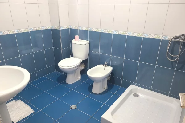 Appartamento in vendita a Tirana 2+1, Arredato