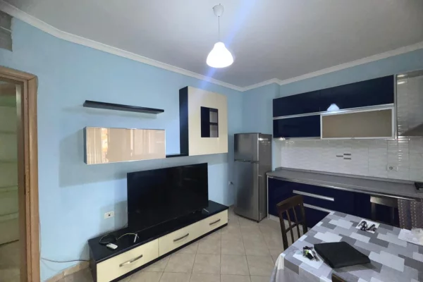 Shtepi me qera 2+1 ne Tirane - 500 Euro