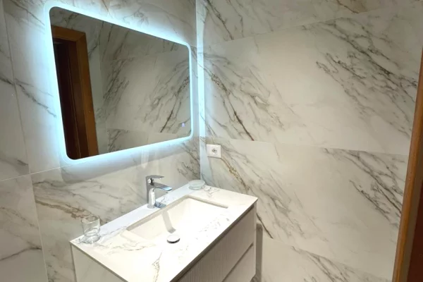 Shtepi me qera Apartament ne Tirane, 1+1, Mobilimi E mobiluar, Pagesa 400  Euro.