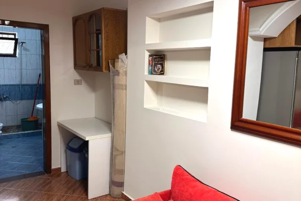 Shtepi me qera 1+1 ne Tirane - 400 Euro