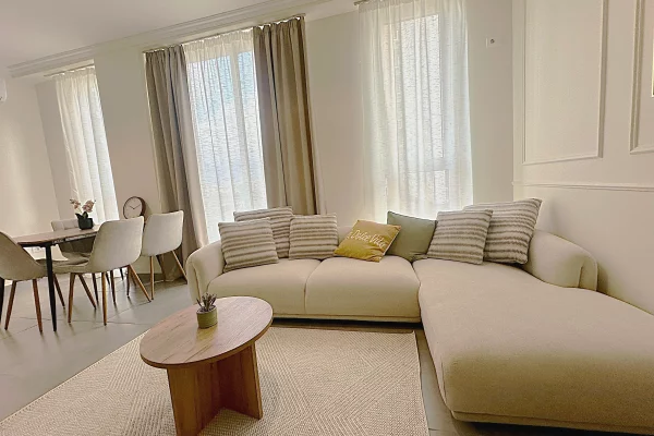 Shtepi me qera 1+1 ne Tirane - 650 Euro