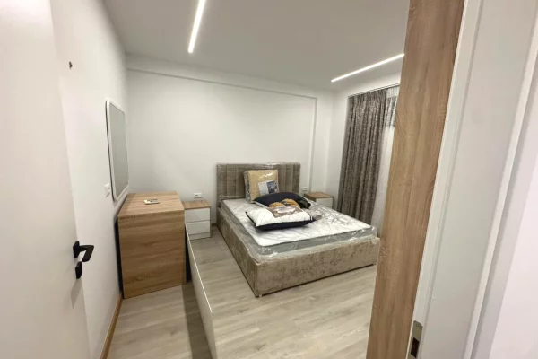 Shtepi me qera Apartament ne Tirane, 1+1, Mobilimi E mobiluar, Pagesa 700  Euro.