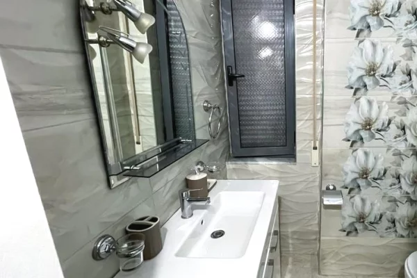 Shtepi me qera Apartament ne Tirane, 2+1, Mobilimi E mobiluar, Pagesa 750  Euro.