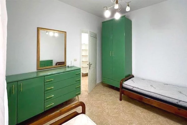 Shtepi me qera Apartament ne Tirane, 2+1, Mobilimi E mobiluar, Pagesa 750  Euro.