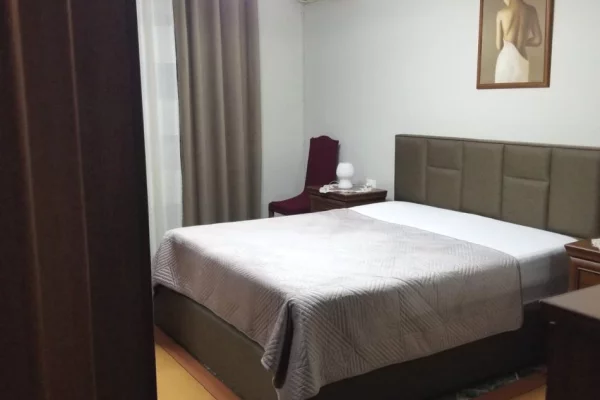 Shtepi me qera 2+1 ne Tirane - 600 Euro