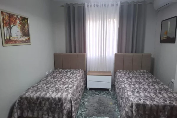 Shtepi me qera 2+1 ne Tirane - 600 Euro