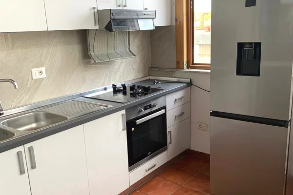 Shtepi me qera 1+1 ne Tirane - 500 Euro