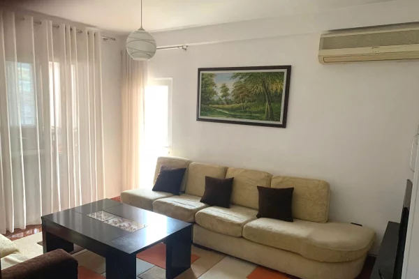 Shtepi me qera 1+1 ne Tirane - 500 Euro