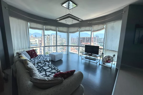 Shtepi me qera 2+1 ne Tirane - 80,000 Leke