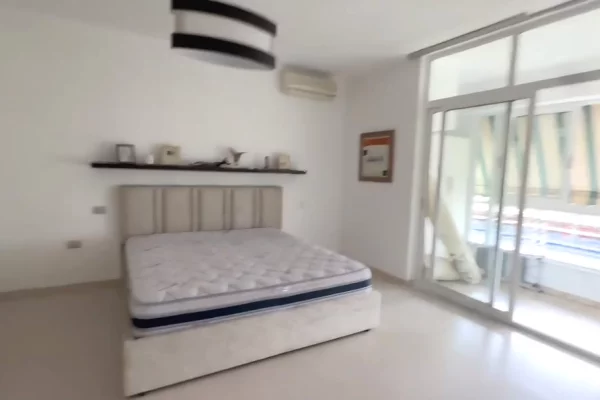 Shtepi me qera Apartament ne Tirane, 2+1, Mobilimi E mobiluar, Pagesa 80,000  Leke.