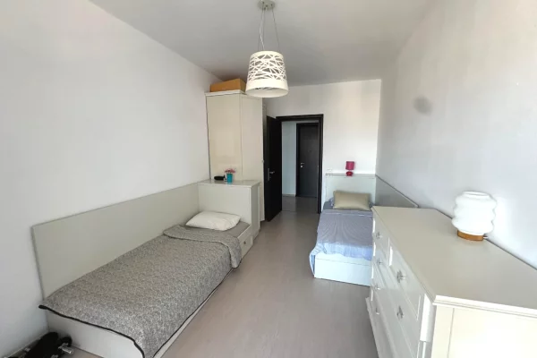 Shtepi me qera Apartament ne Tirane, 2+1, Mobilimi E mobiluar, Pagesa 80,000  Leke.