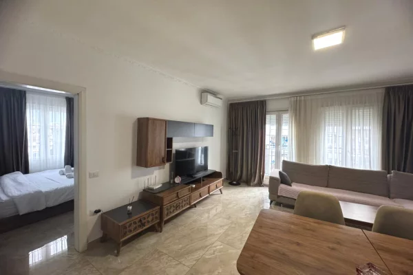 Shtepi me qera 1+1 ne Tirane - 650 Euro