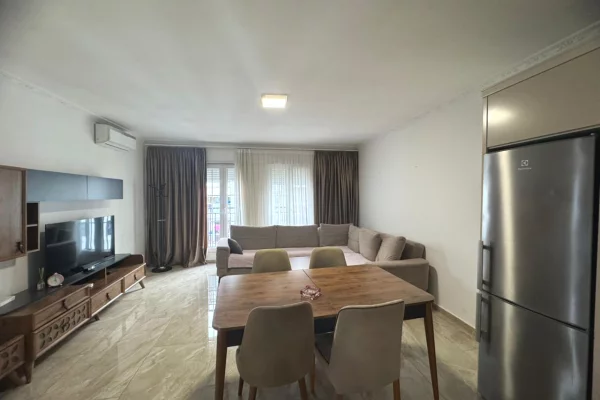 Shtepi me qera 1+1 ne Tirane - 650 Euro