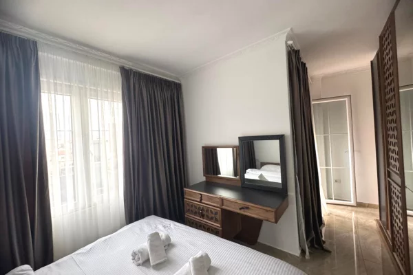 Shtepi me qera Apartament ne Tirane, 1+1, Mobilimi E mobiluar, Pagesa 650  Euro.