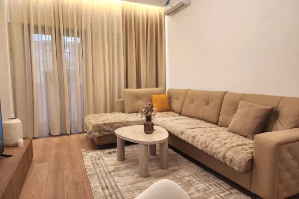 Casa in affitto 2+1 a Tirana - 1,500 Euro