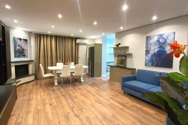 Casa in affitto 2+1 a Tirana - 1,150 Euro