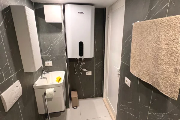 Shtepi me qera Apartament ne Tirane, 1+1, Mobilimi E mobiluar, Pagesa 500  Euro.