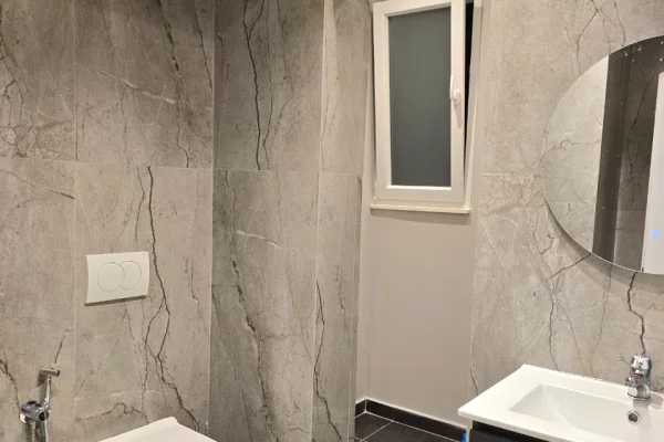 Shtepi me qera Apartament ne Tirane, Garsoniere, Mobilimi E mobiluar, Pagesa 400  Euro.