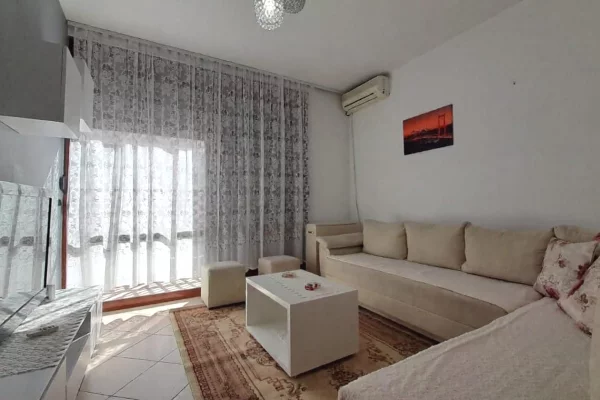 !!!!Jepet me qira apartament 2+1 – Sheshi Wilson!!!!