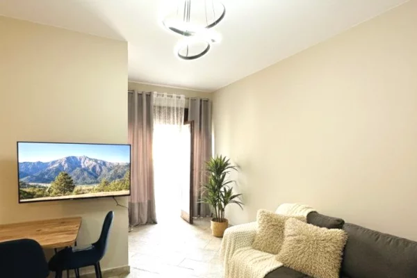 Shtepi me qera 1+1 ne Tirane - 550 Euro