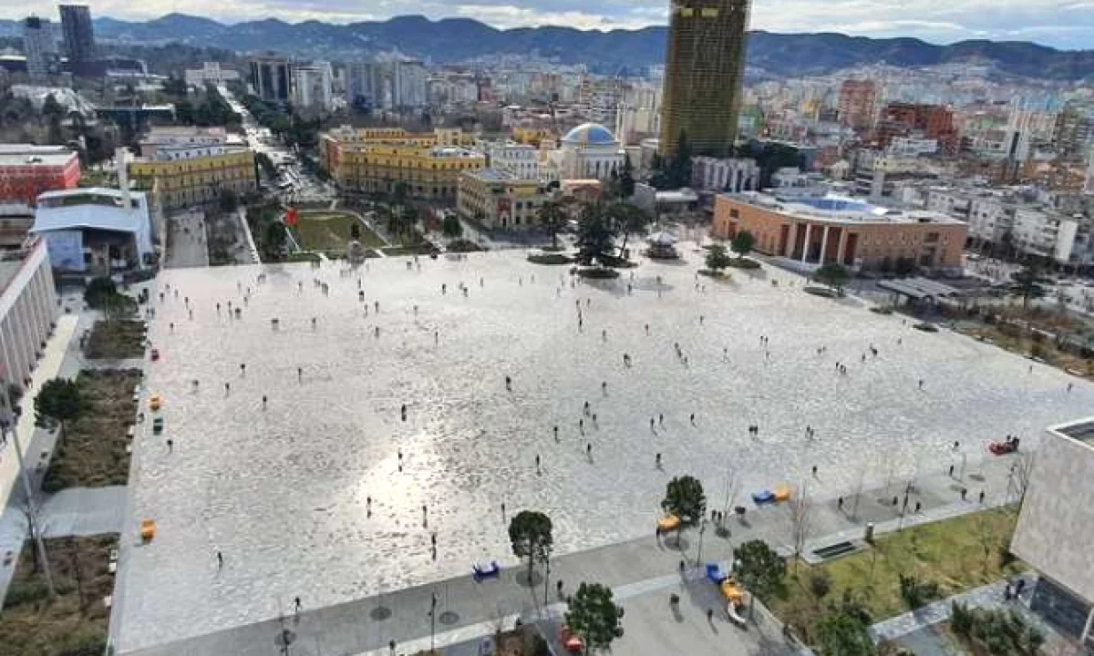 Shtepi me qera Apartament ne Tirane, 1+1, Mobilimi E mobiluar, Pagesa 650  Euro.