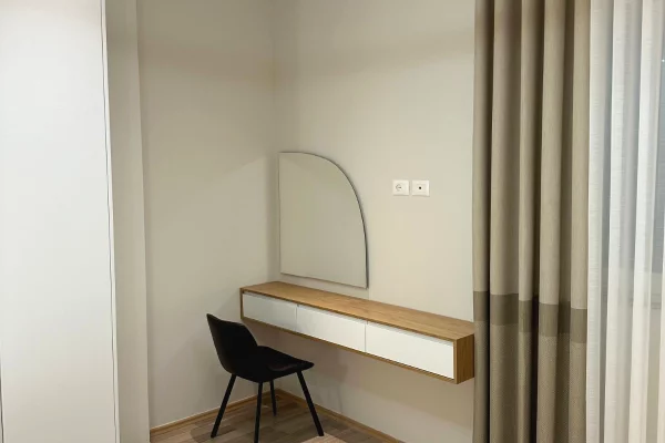 Shtepi me qera Apartament ne Tirane, 2+1, Mobilimi E mobiluar, Pagesa 600  Euro.