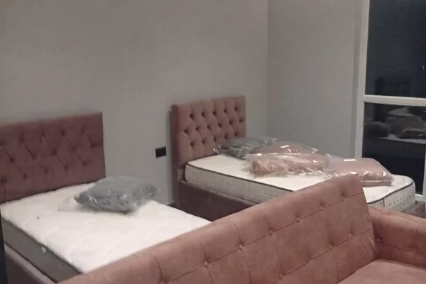 Shtepi me qera Garsoniere ne Tirane - 400 Euro